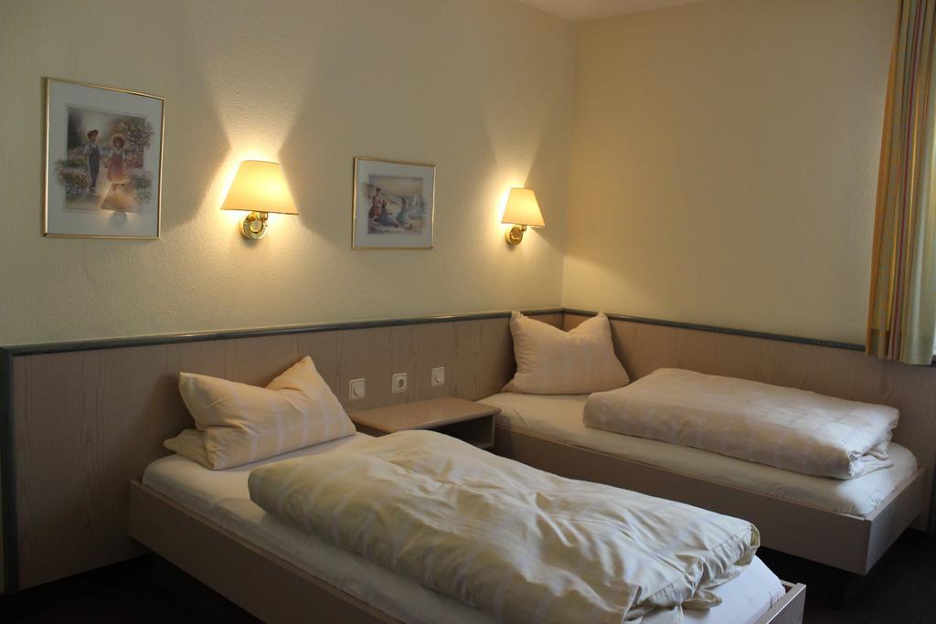 Hotel Gasthof Seehof Allersberg Kamer foto